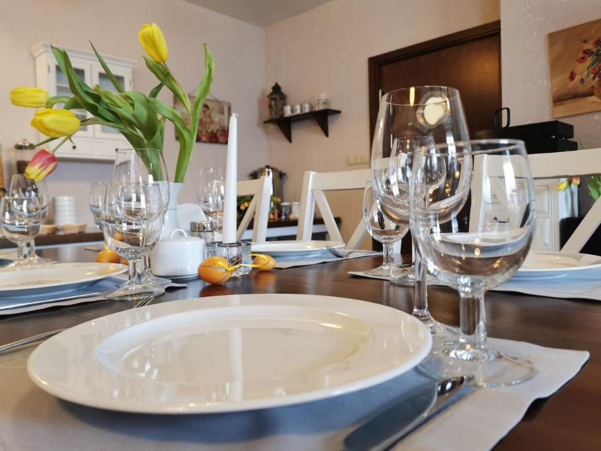 Osrodek Bialy Lew Bed & Breakfast Wojciechow  Exterior foto