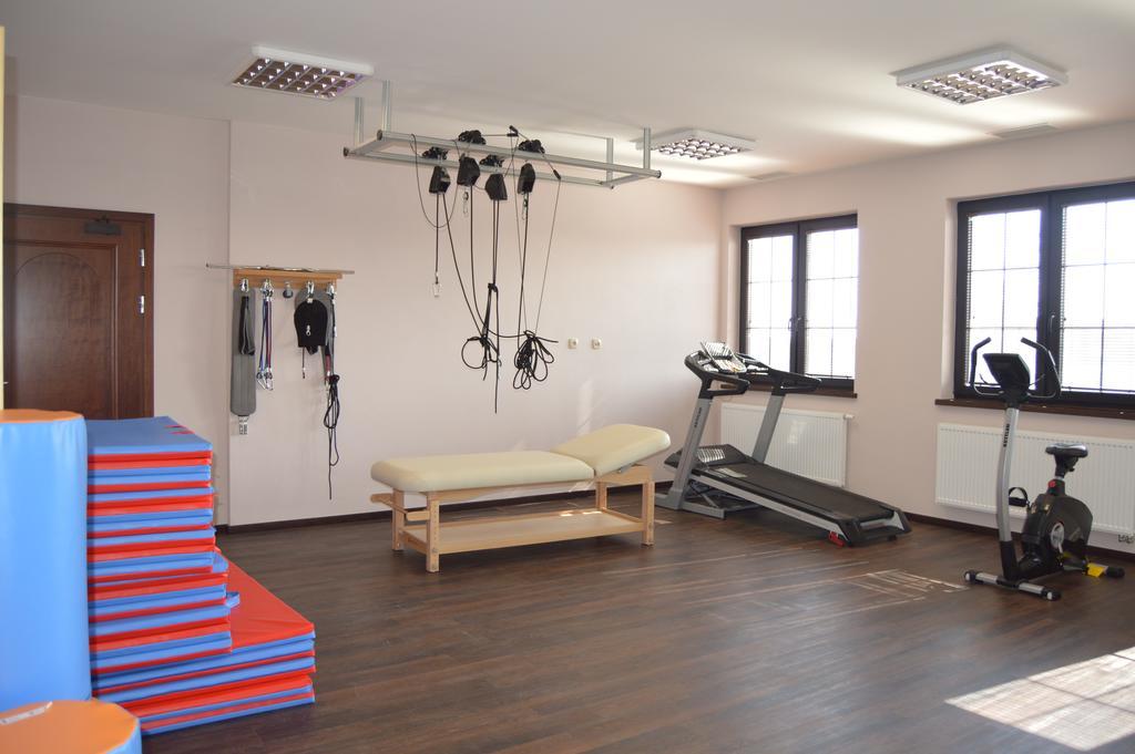 Osrodek Bialy Lew Bed & Breakfast Wojciechow  Exterior foto